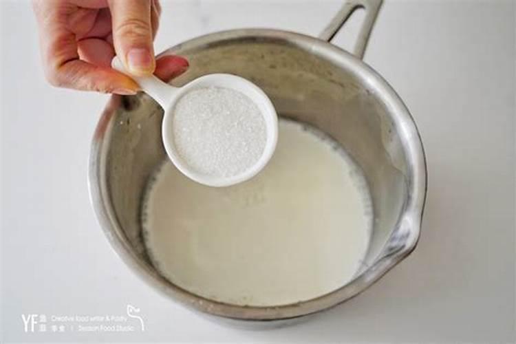 西红柿缺氮是不是提前转色且空又软？