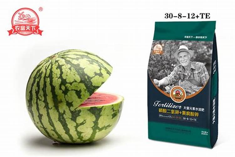 水溶肥浇水前使好还是浇水后使好