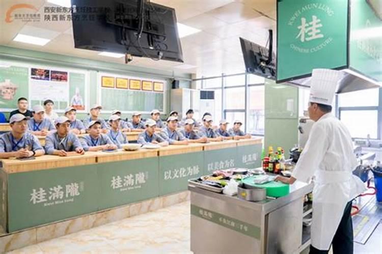 草莓种植过程中该施什么肥料