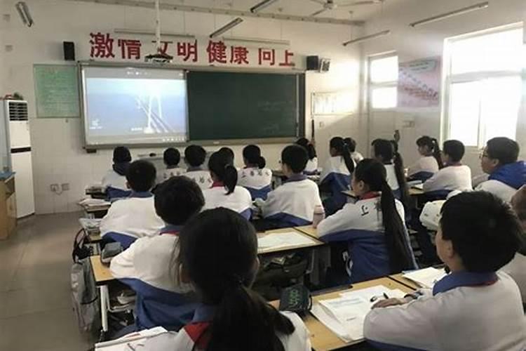 大葱育苗与移栽时间？