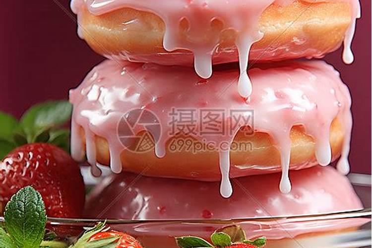 草莓叶子边缘干枯卷起还能活么