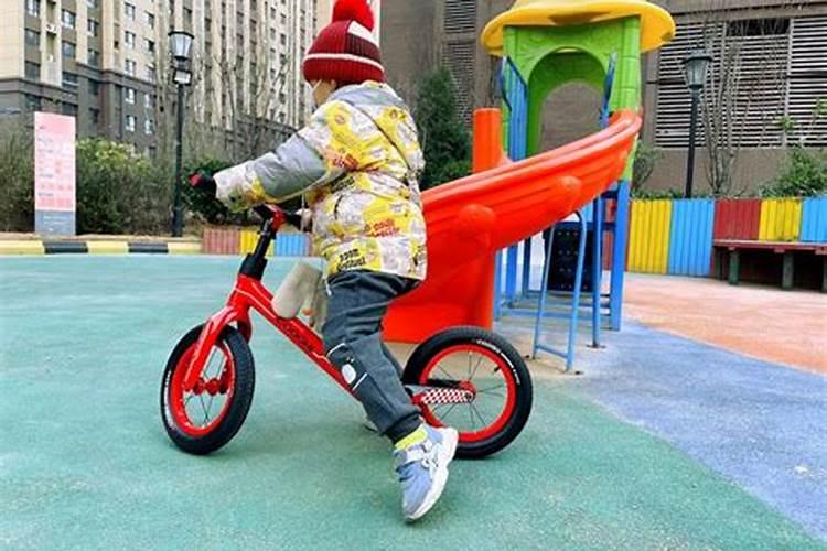 身高160cm左右适合骑什么型号的摩托车？