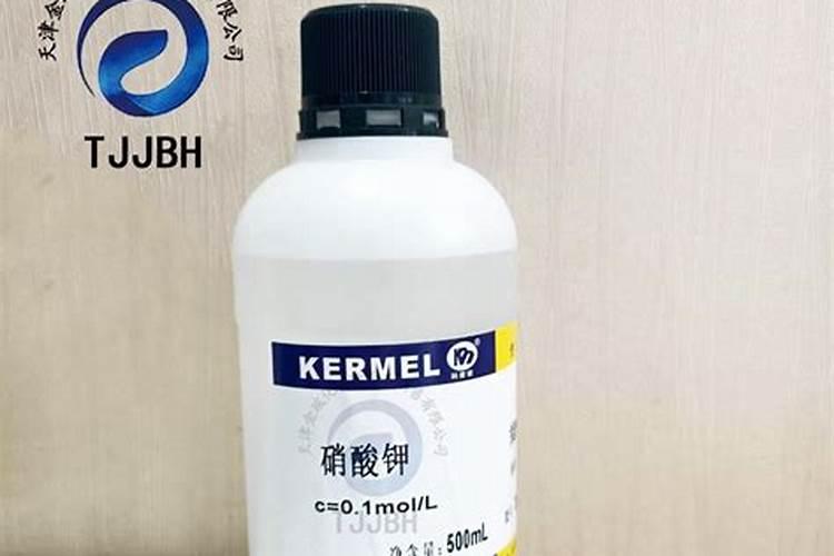 每亩葡萄树上硝酸钾上多少斤最合适