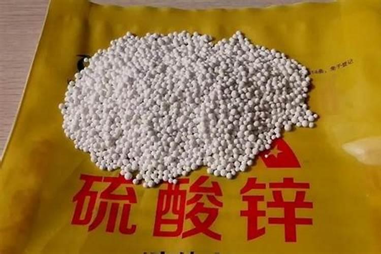 请问金正大3 三硝态氮复合肥什么价格？