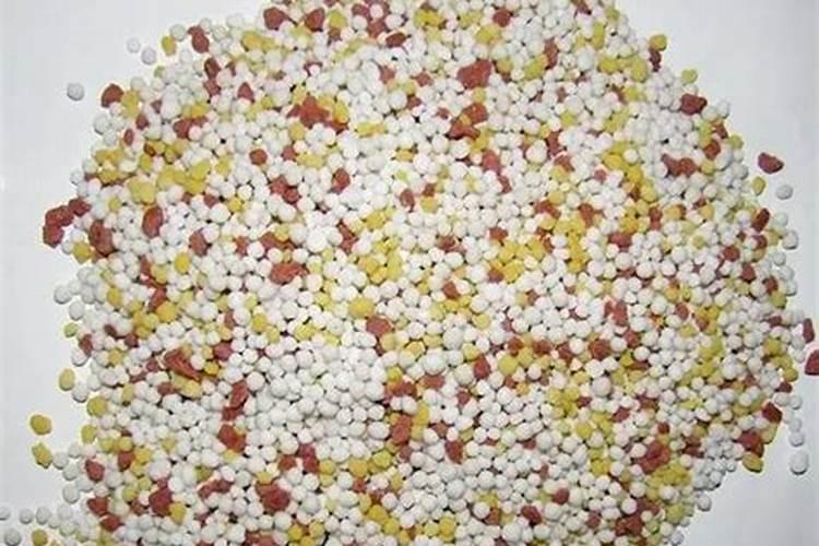香菜长出一个叶子可以用冲施肥吗？