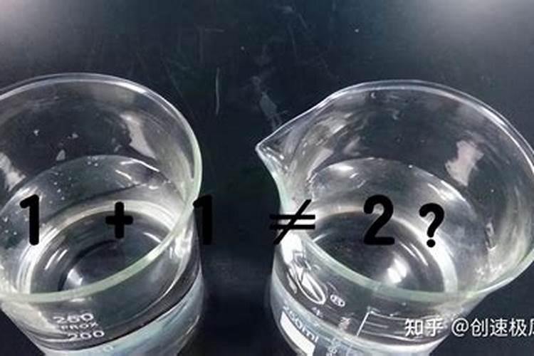 鑫农丰苍术种植在酸度比较高的土地中能成活吗？