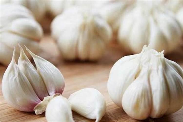 大蒜冲施肥用什么肥料好