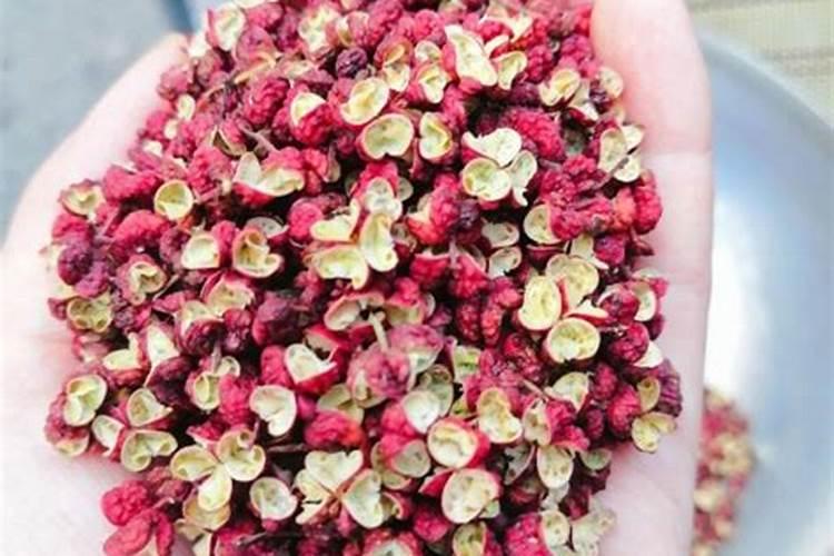 花椒树上尿素有什么好处？