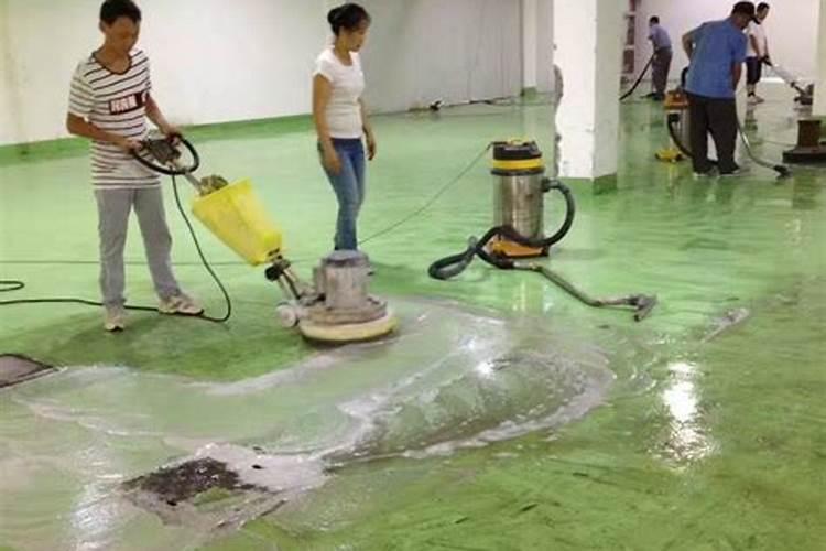 白银树下什么肥料？