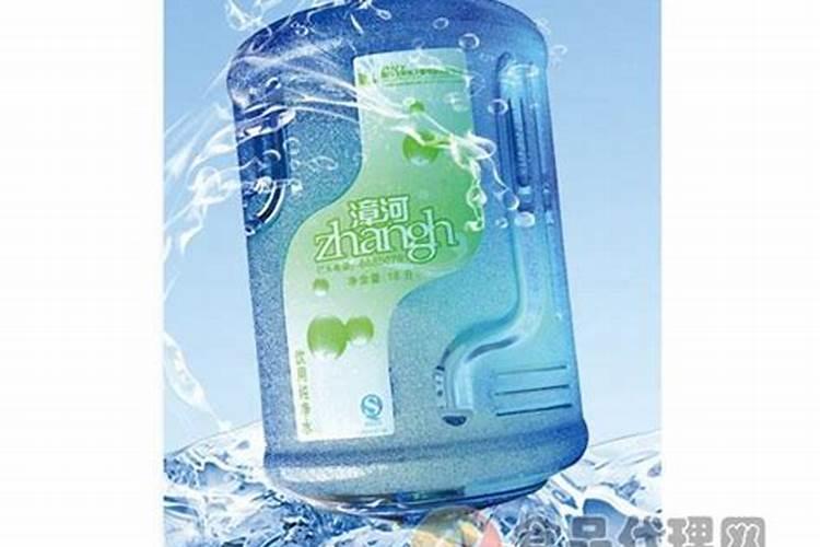 阳光玫瑰枝条发黄原因？