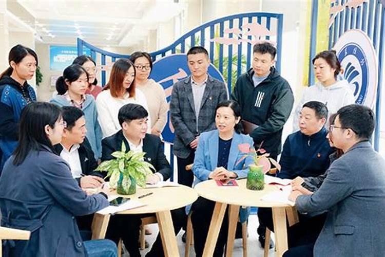 红提葡萄的施肥和浇水技巧