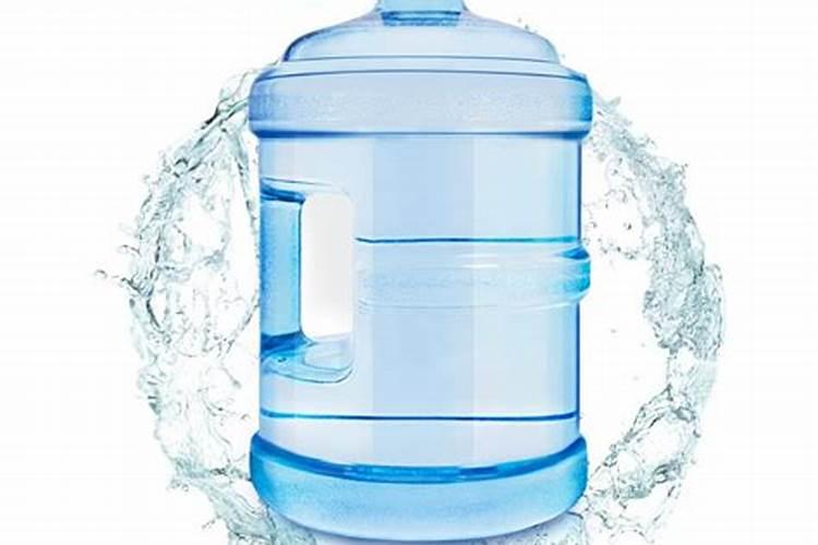 水稻施磷酸二氢钾叶面肥需要作水吗？打叶面肥排干水吗