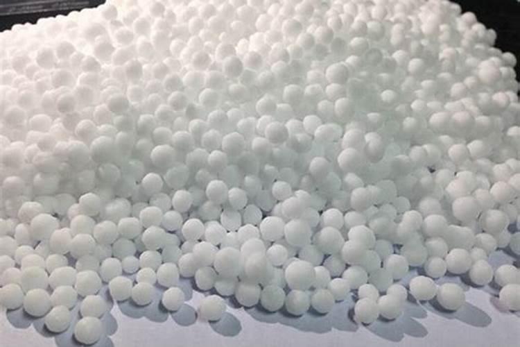 使用硫酸铵肥料时要注意什么