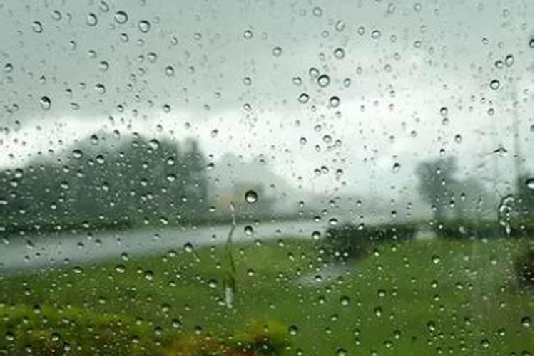 雷电会使雨水产生氮肥吗
