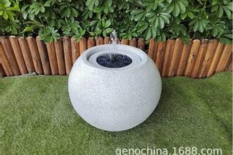一盆吊兰放几粒复合肥