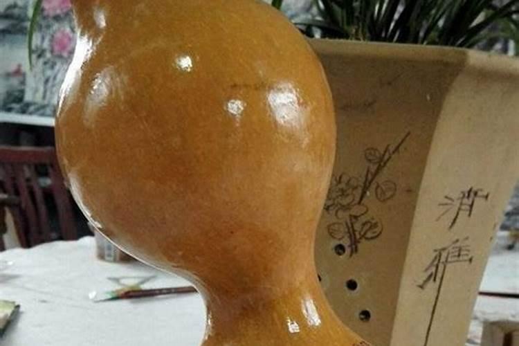 一年葡萄树苗能使用钙镁锌叶面肥吗？