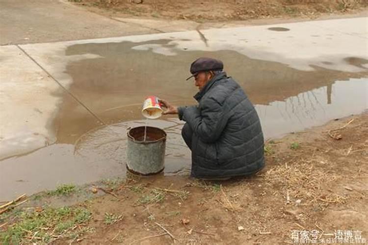 请教专家草莓大棚内最佳温湿度是多少。