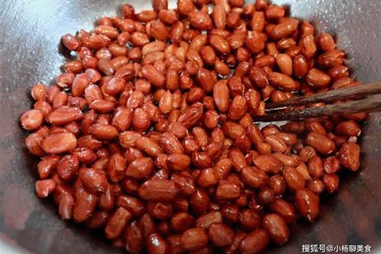 变质的花生米怎样做花肥？