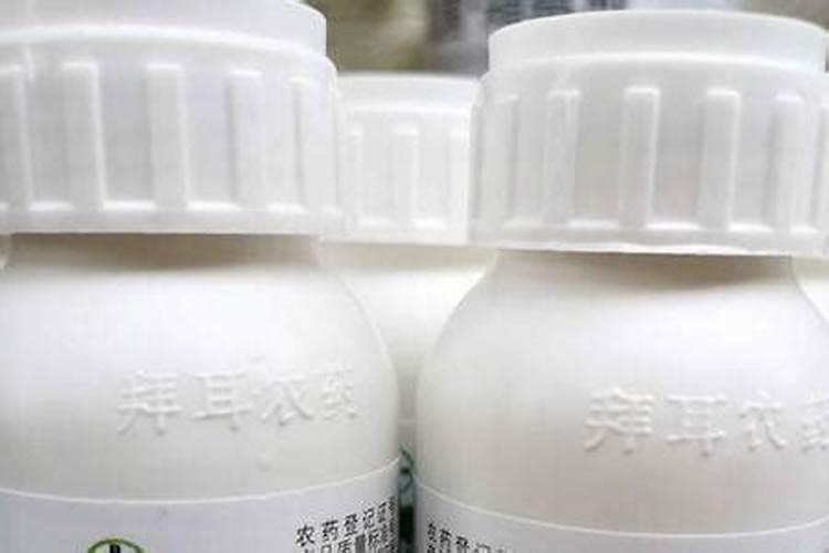 噻菌铜,代森锰锌,银法利再加叶面肥能混用跟吗？