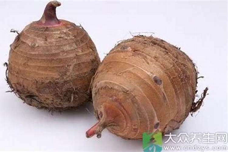 用农盛乐发酵液发酵饲料的方法？