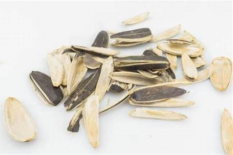 花生壳磨碎做肥料