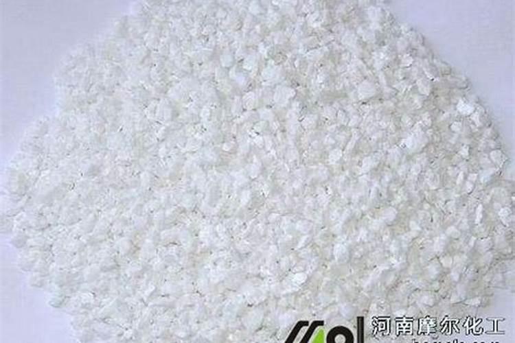 水溶性肥料受潮结块还能继续使用吗