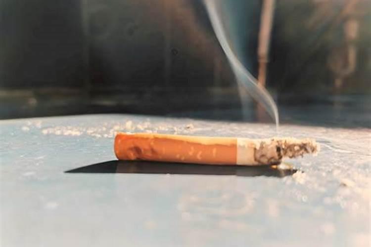 钾肥用烟头点燃说明什么原理？