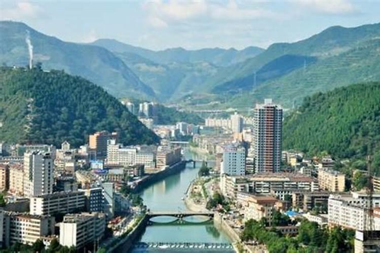 陕西省汉中市略阳县人口约多少万